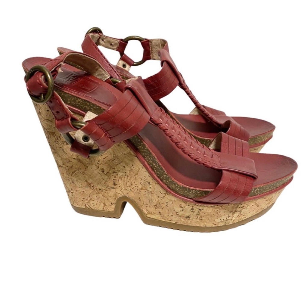 Frye Braylin Artisanal dark red t strap cork wedge leather sandals size 7